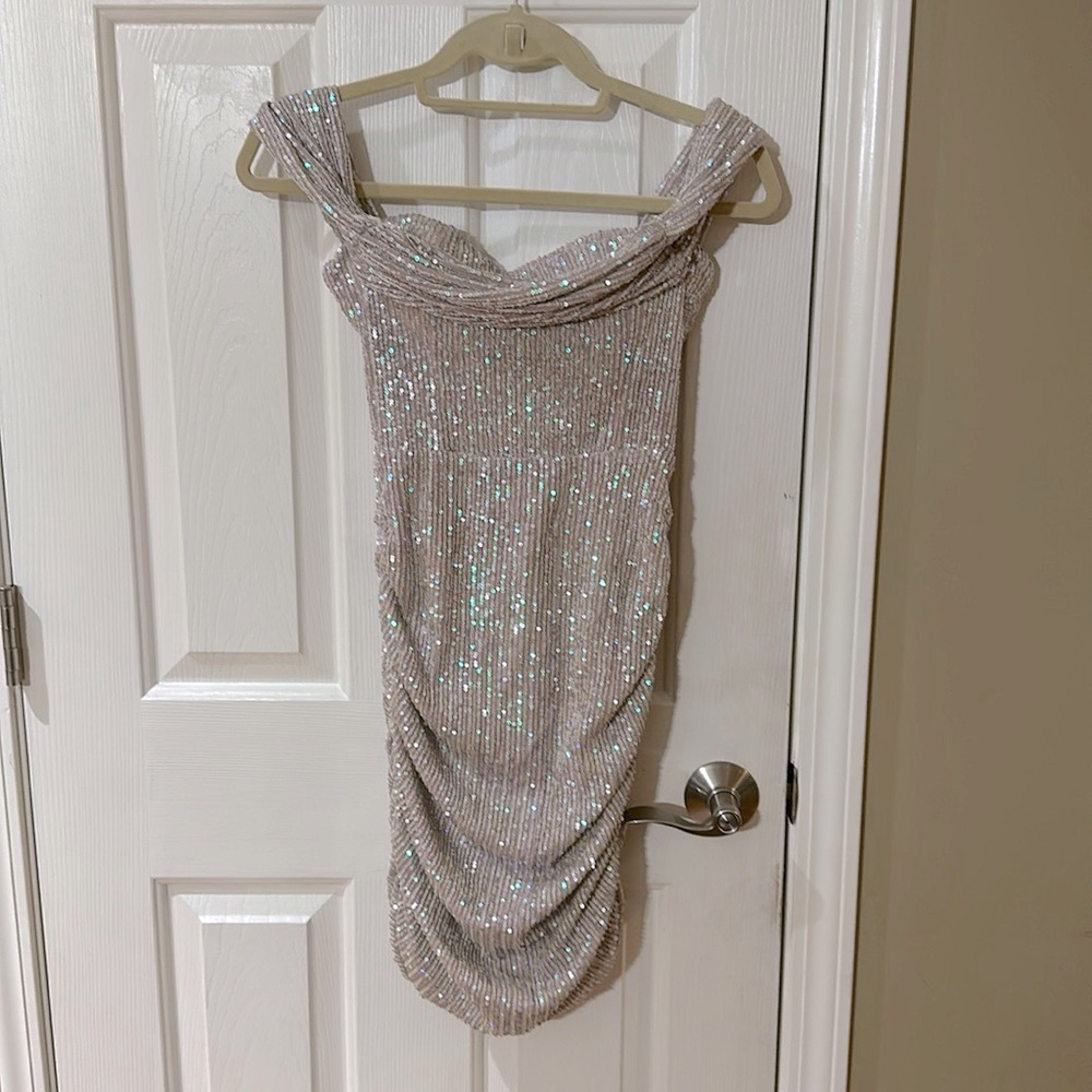 Sweetheart Sequin Mini Dress - Pink